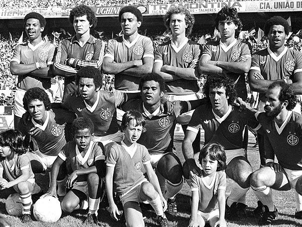 Há 39 anos, Internacional era campeão brasileiro invicto